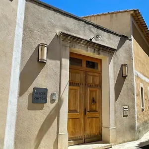  Bed & Breakfast La Cour Carree