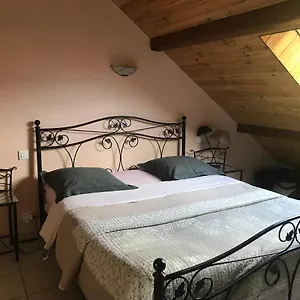  Bed & Breakfast Le Rocher Des Ducs, Vue Sur Montagne, Abris Voitures Et Motos